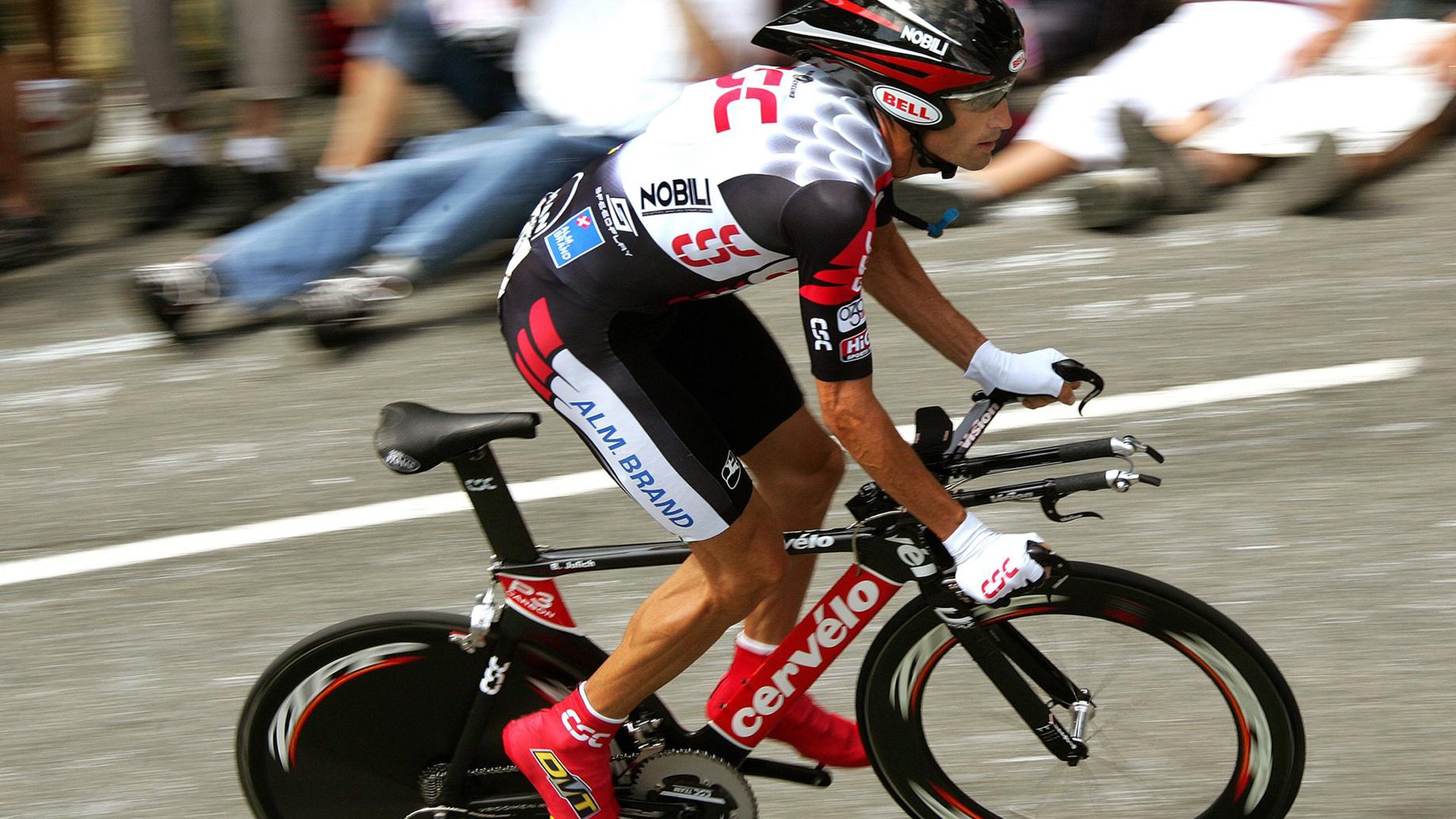 KAIYUNAPP-直播平台创新：让全球观众零距离体验比赛