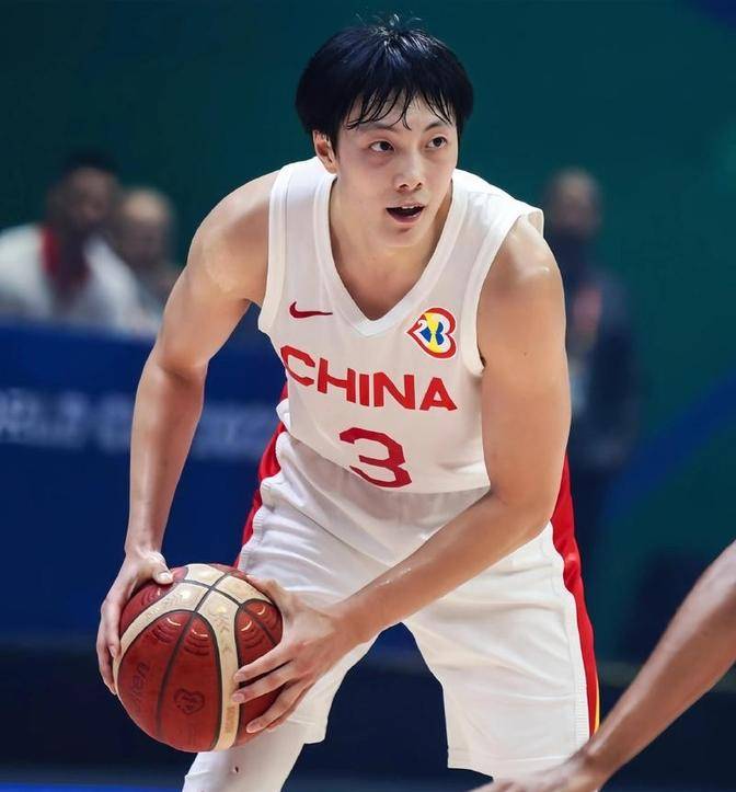 关于开云体育：中国男篮，归化球员政策是否应该更加开放？的信息